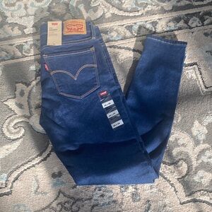 Levi's 711 Women's Dark Blue Skinny Jeans